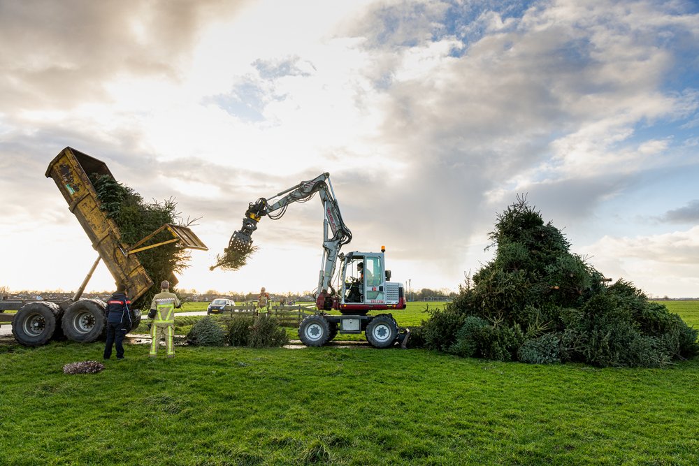 Kerstbomen verbranding Broek in Waterland-2
